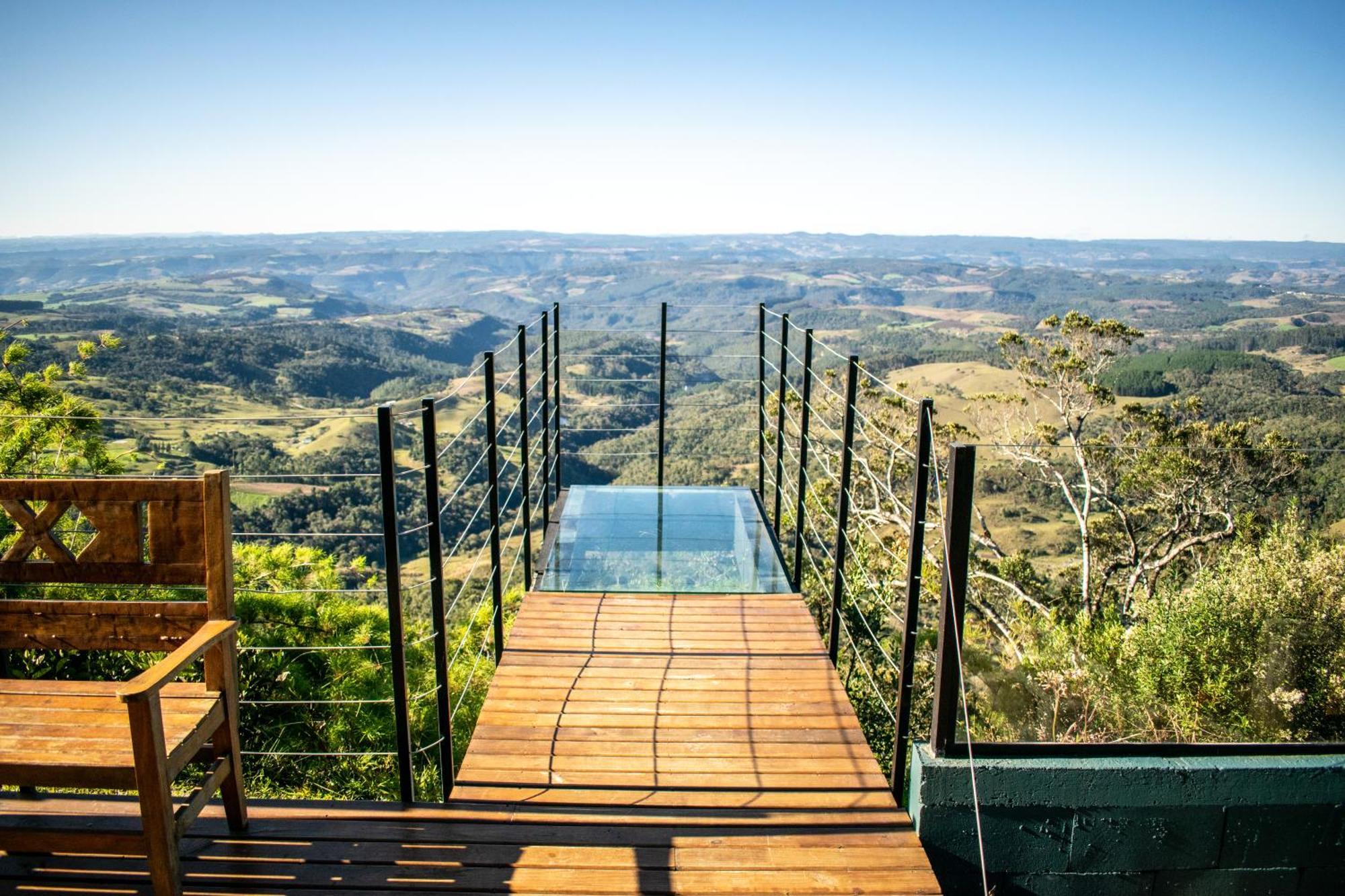 Caminho Das Nuvens - Cabanas De Montanha Бон-Ретиру Экстерьер фото
